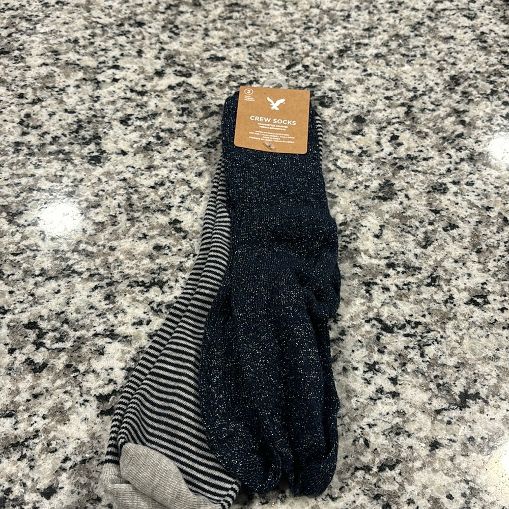 two pairs american eagle socks